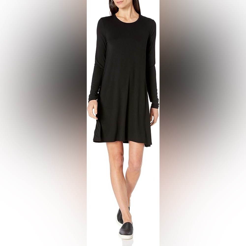 ⭐️ Long-Sleeve Crewneck Swing Dress